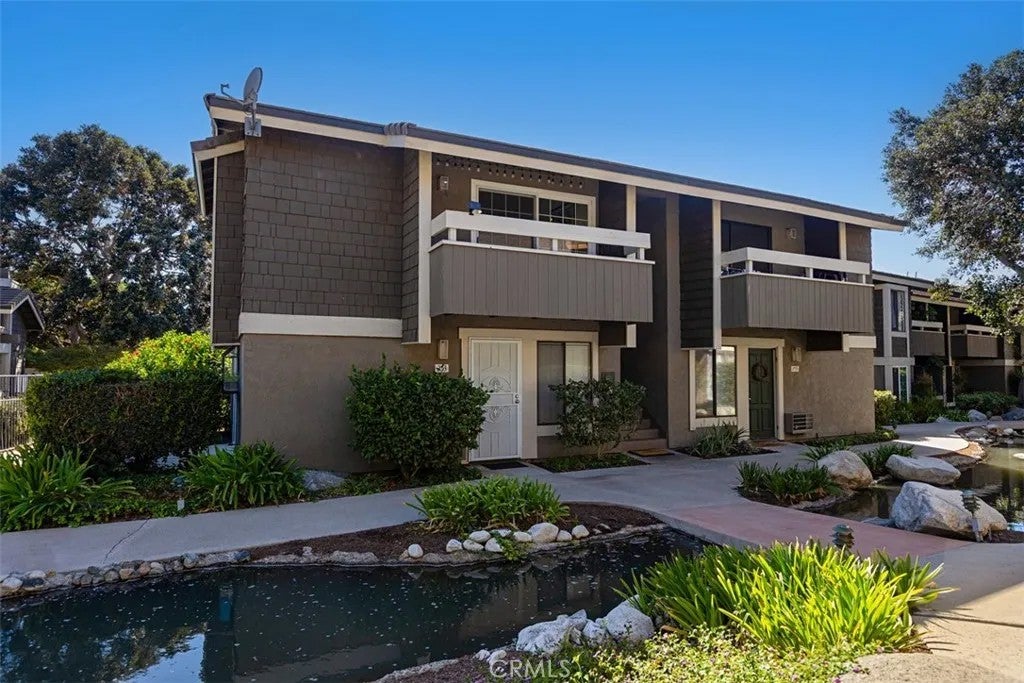 254 Streamwood — photo