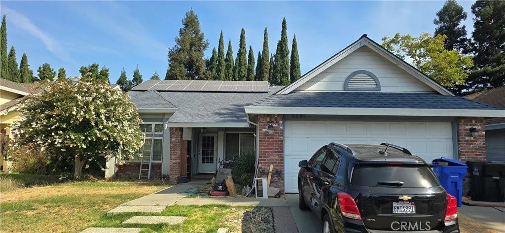 5609 Spring Creek — photo