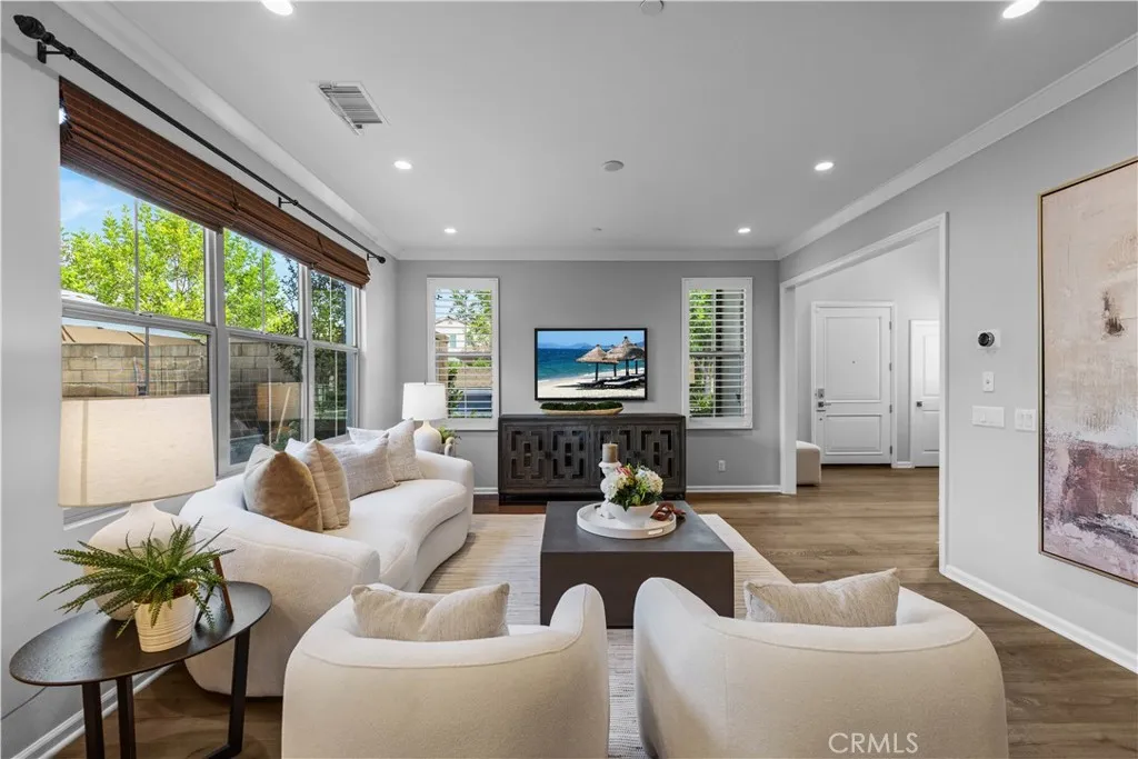 166 Frontier, Irvine, CA 92620 — photo 3