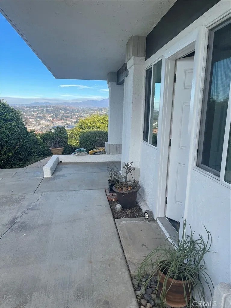 33536 Valle Road B — photo
