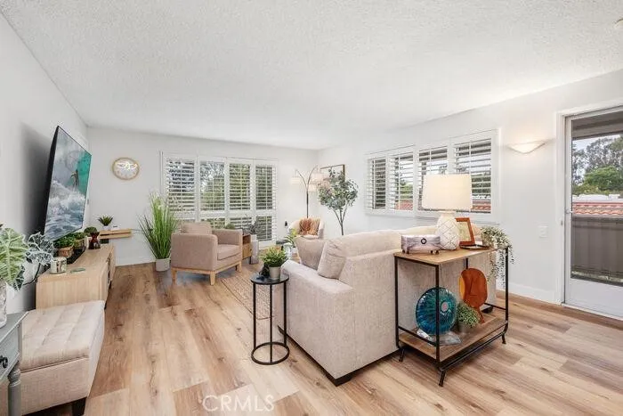 784 S Via Los Altos Unit N — photo