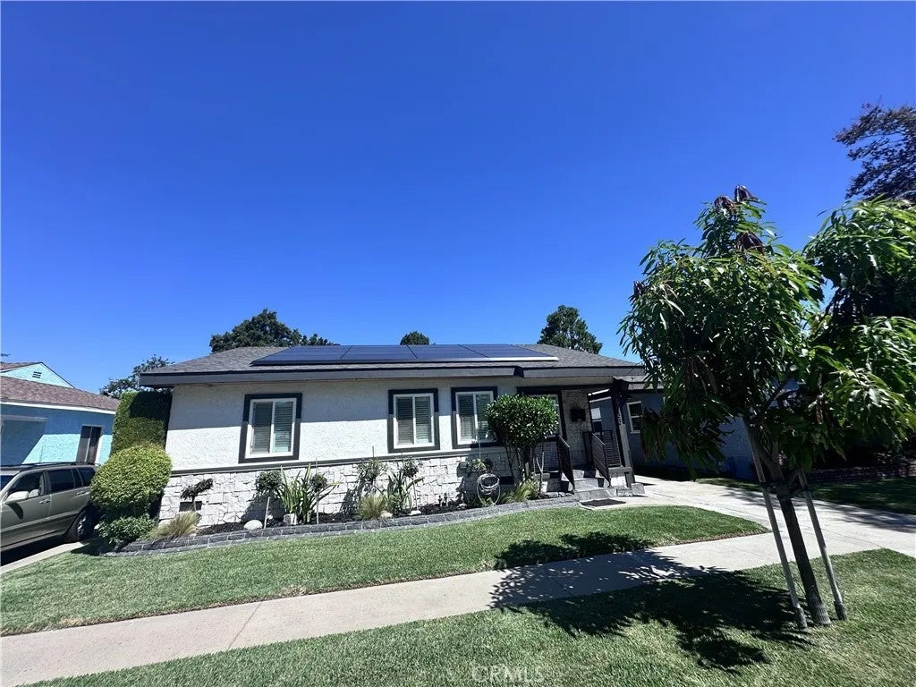 5133 Hedda St — photo