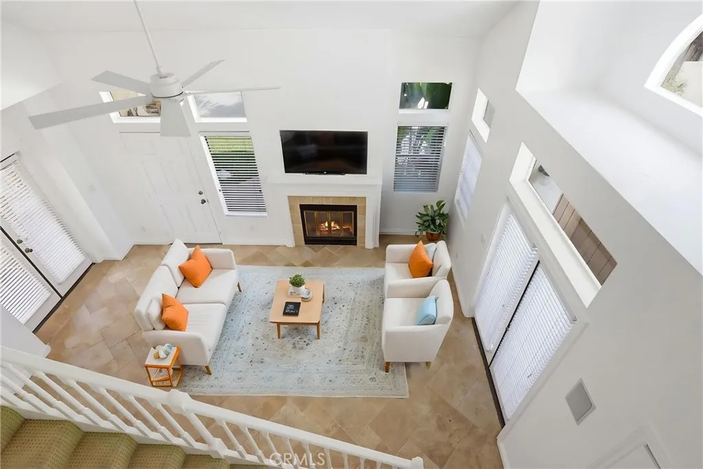 2575 Elden Avenue #3, Costa Mesa, CA 92627 — photo 3