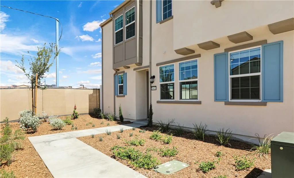 26610 Viola Way — photo