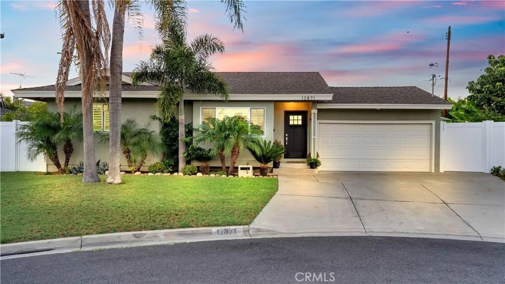 12871 Loretta Drive — photo