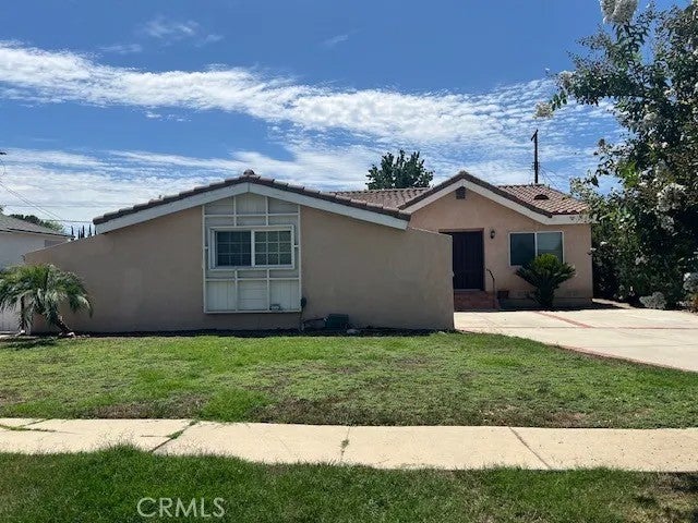 17226 Elkwood — photo