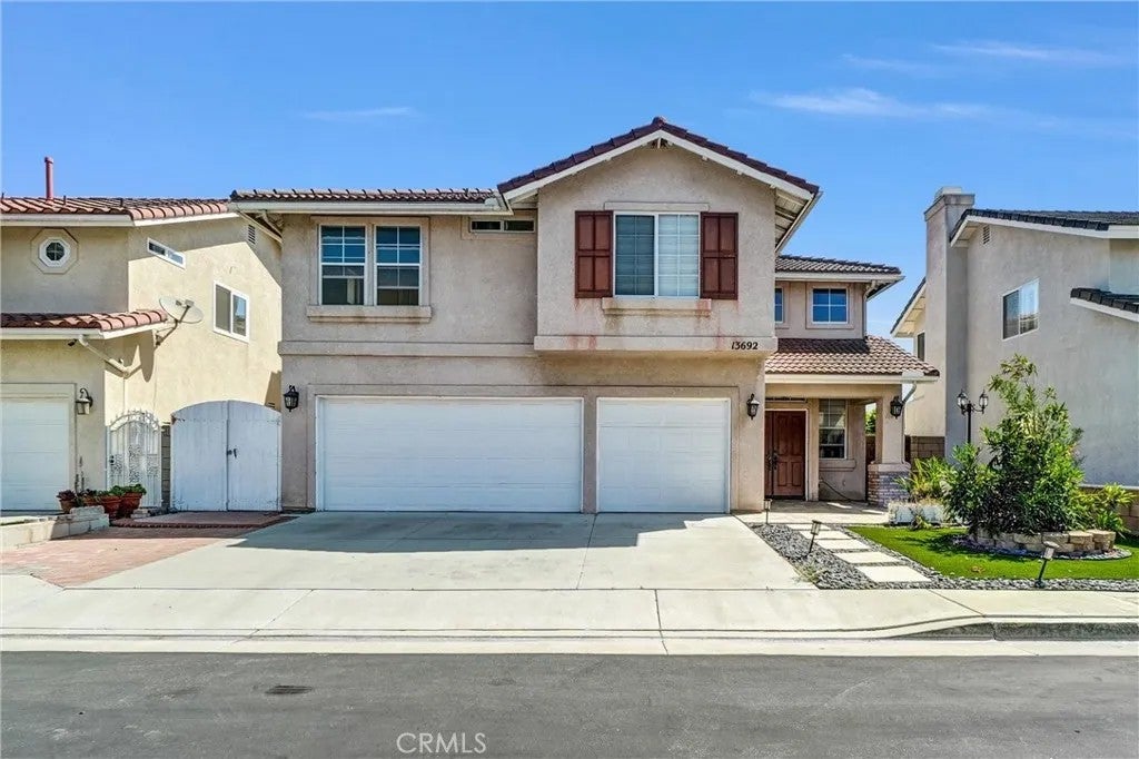 13692 Eastbridge Street — photo