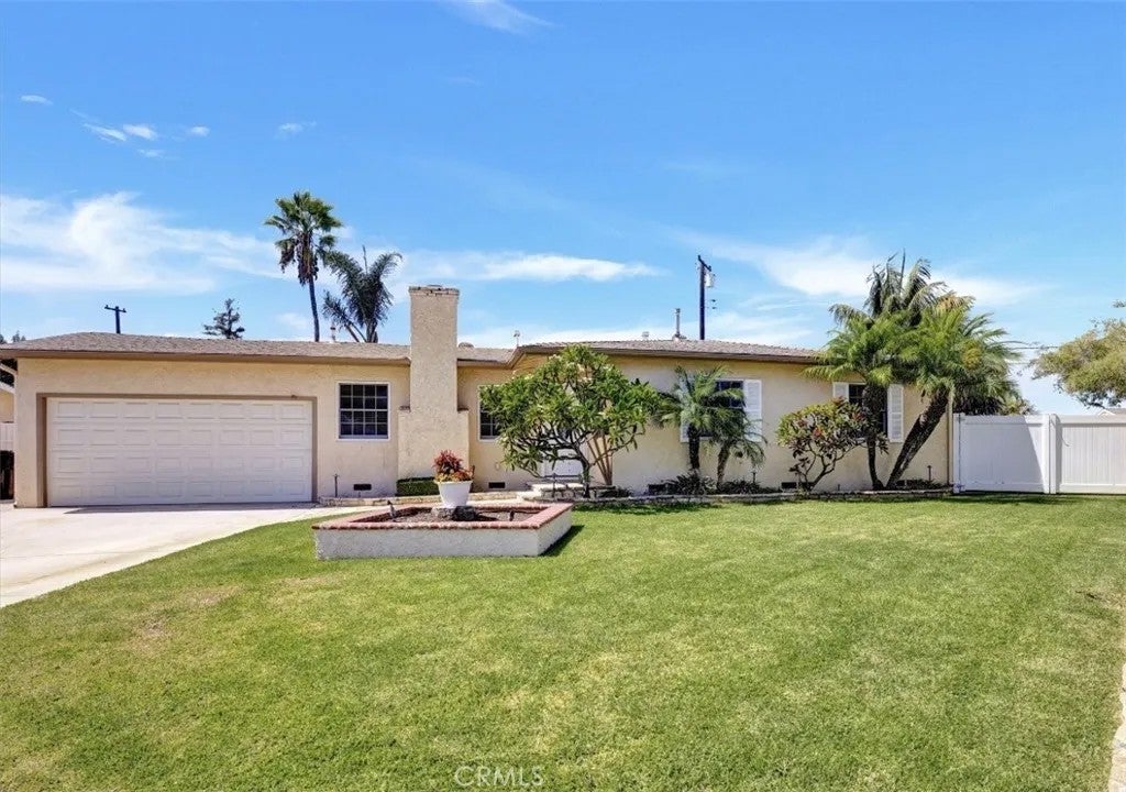 10806 Danberry Drive — photo
