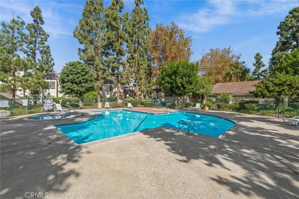 1370 Cabrillo Park Drive H — photo