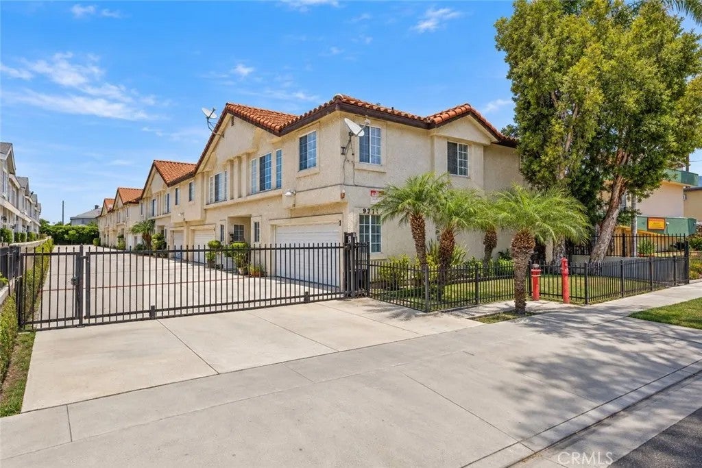 9333 Elm Vista Drive 4 — photo