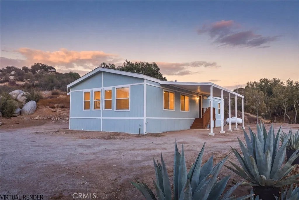 34053 Buckboard — photo
