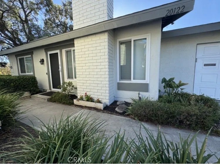 20122 Woodstock Court — photo