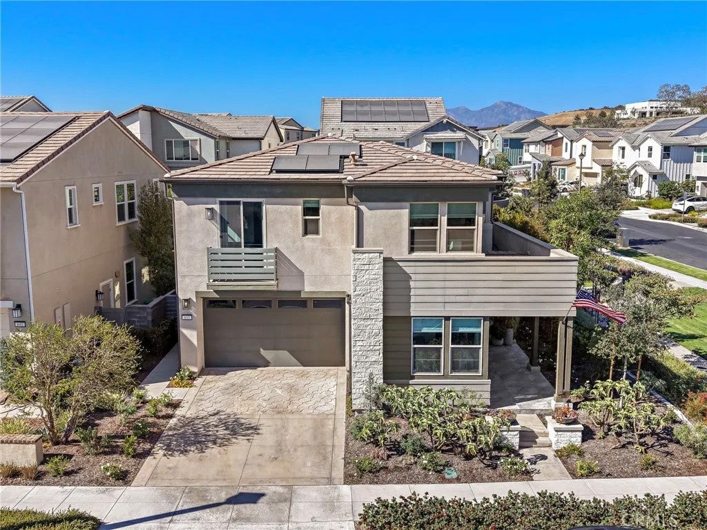 655 Leonard Drive — photo