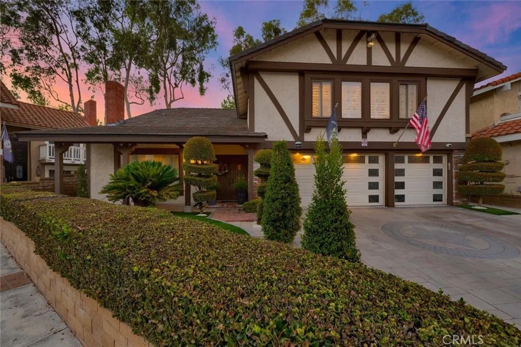 24782 Rochelle Lane — photo