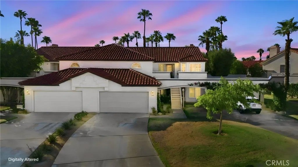 684 Vista Lago Circle North — photo