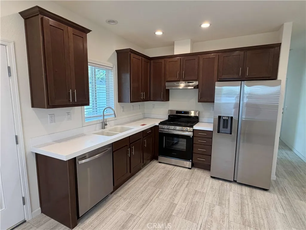 701 E Lassen #186, Chico, CA 95973 — photo 2