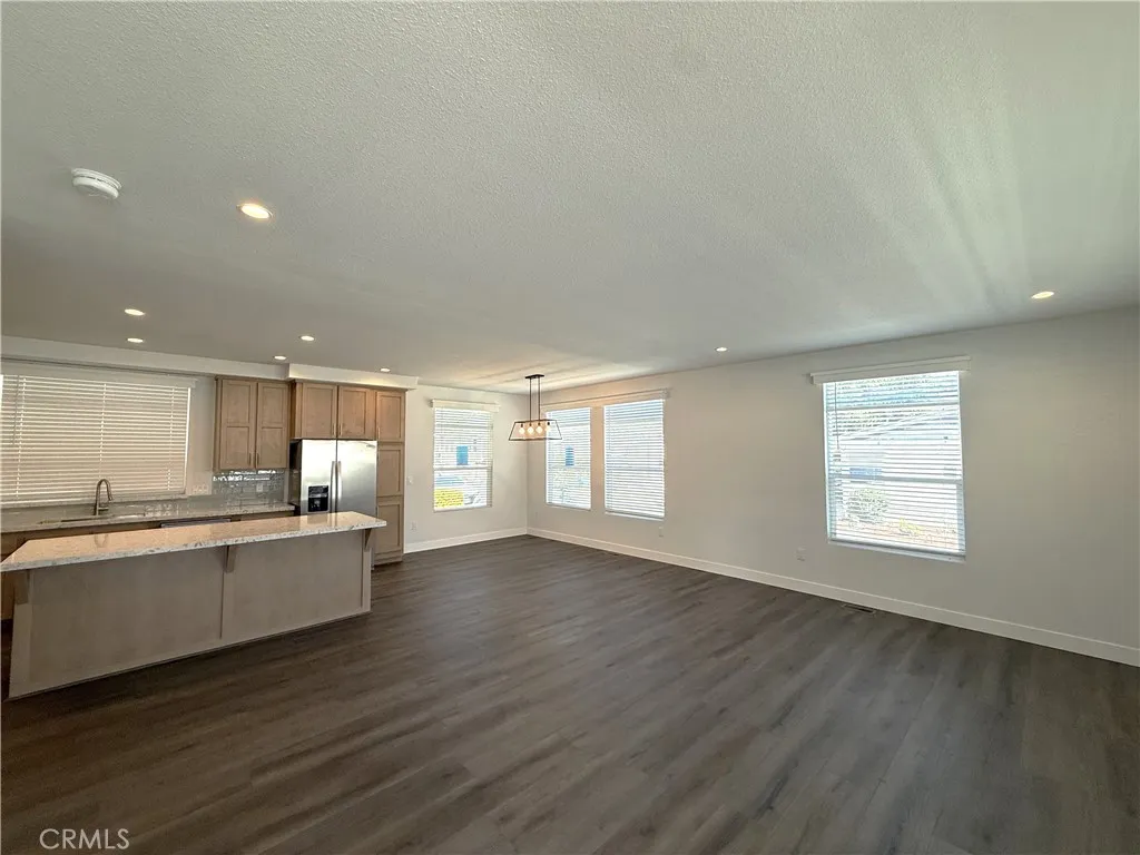 929 E Foothill #13, Upland, CA 91786 — photo 2