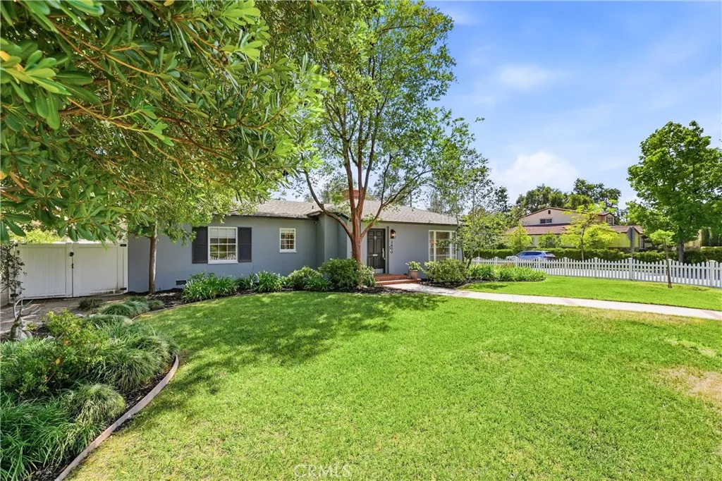 3600 Grayburn, Pasadena, CA 91107 — photo 2