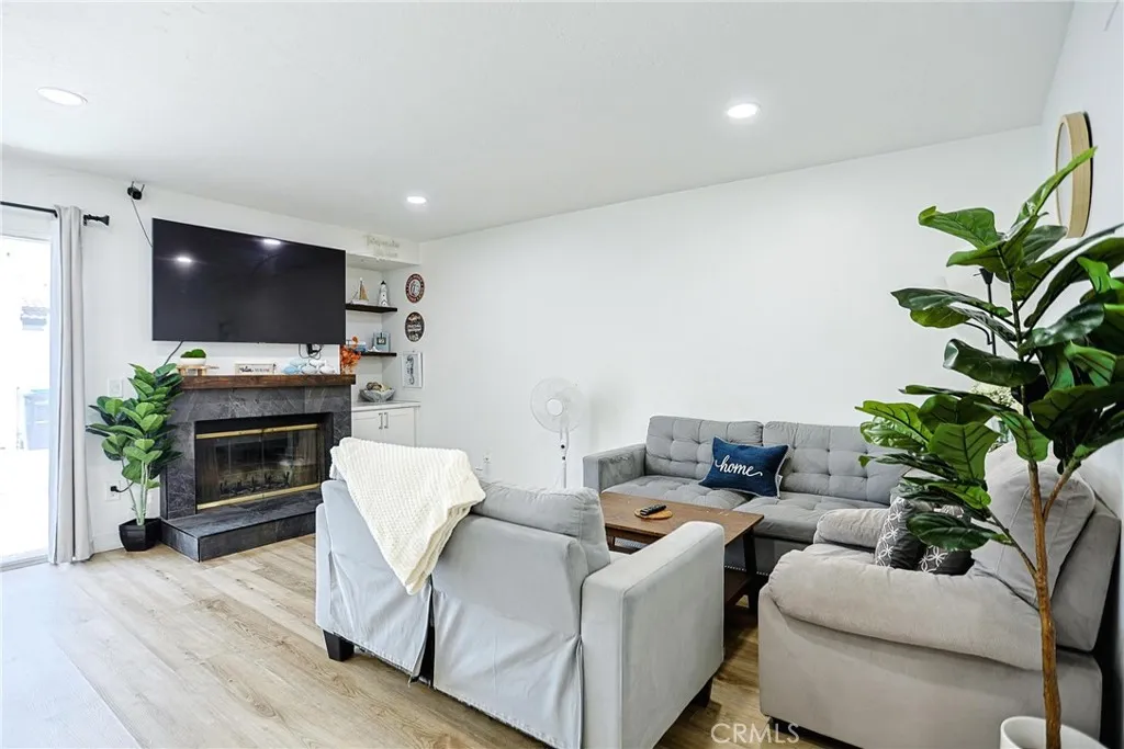 1078 Border, Corona, CA 92882 — photo 3