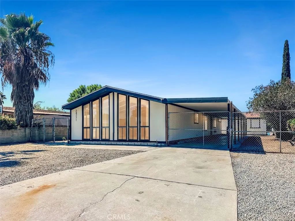 24771 Rosebrugh — photo