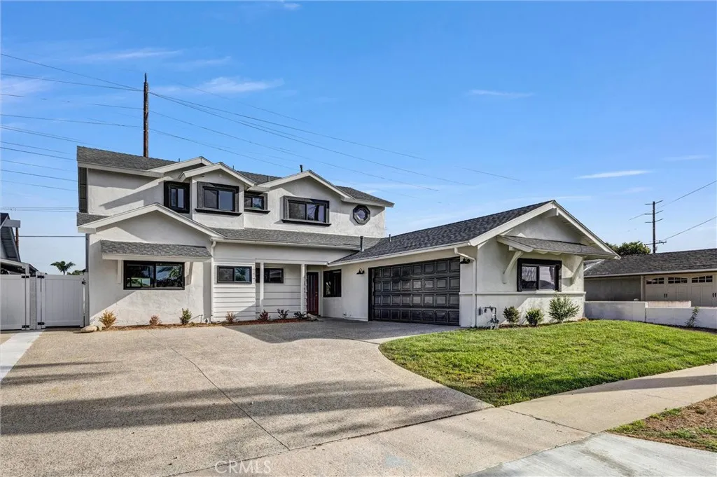 10321 Kamuela — photo