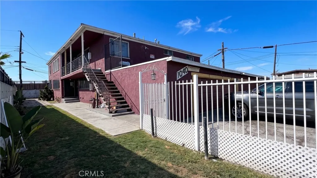 1040 W Reeve, Compton, CA 90220 — photo 2