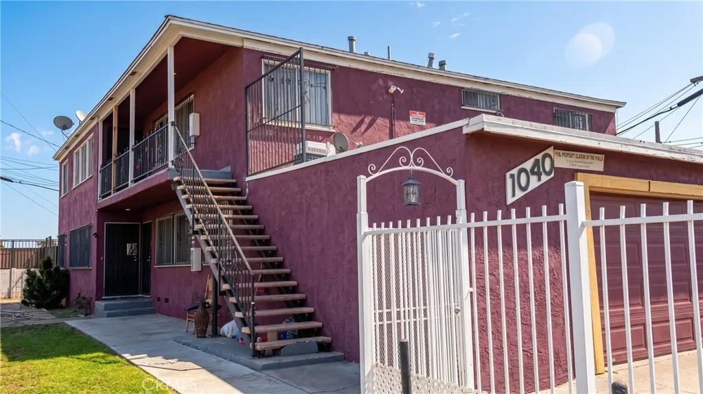 1040 W Reeve, Compton, CA 90220 — photo 3