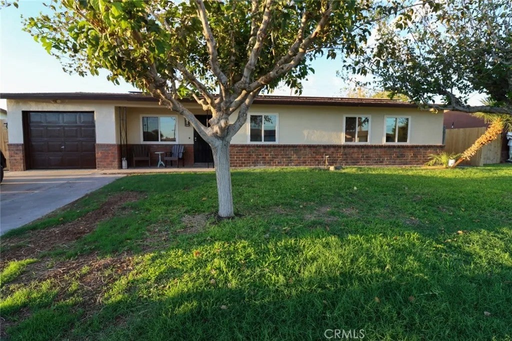 1021 California East — photo