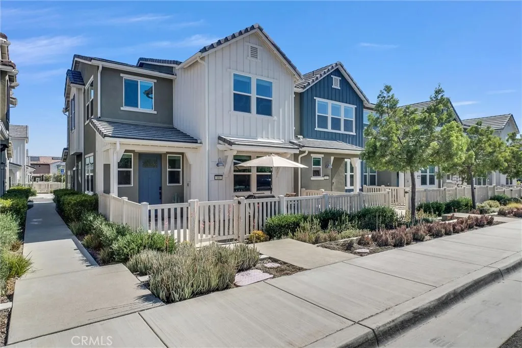 3948 Lavine Way Unit 101 — photo