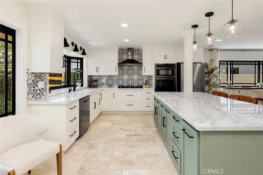 21052 Amberwick Lane — photo