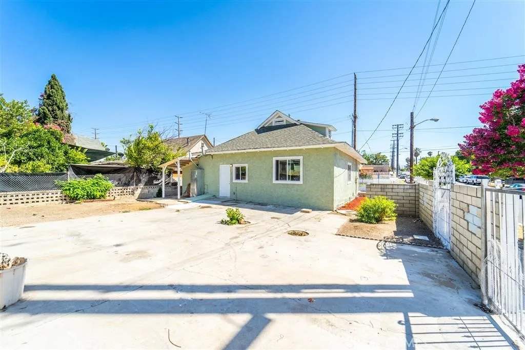 2891 10th, Riverside, CA 92507 — photo 3