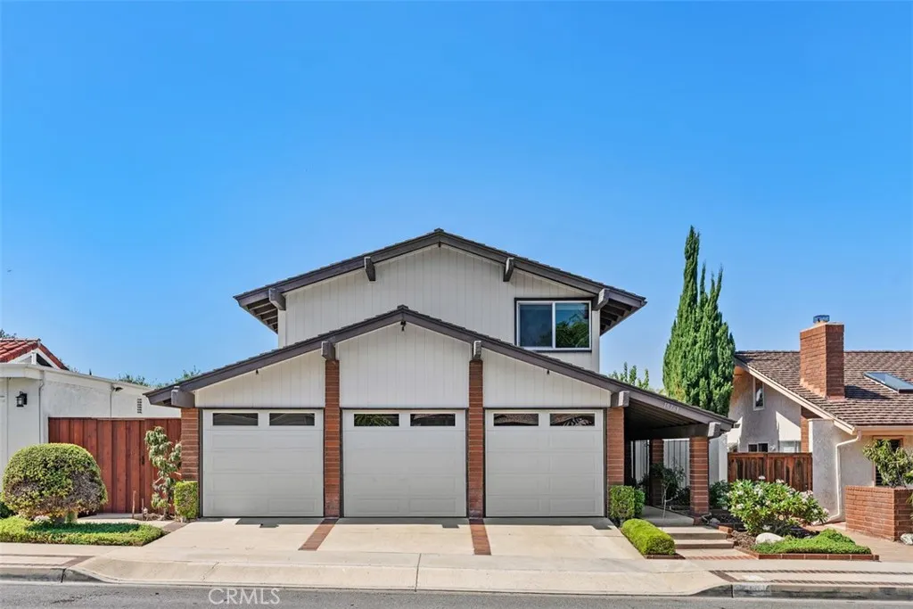 19361 Sierra Perla — photo