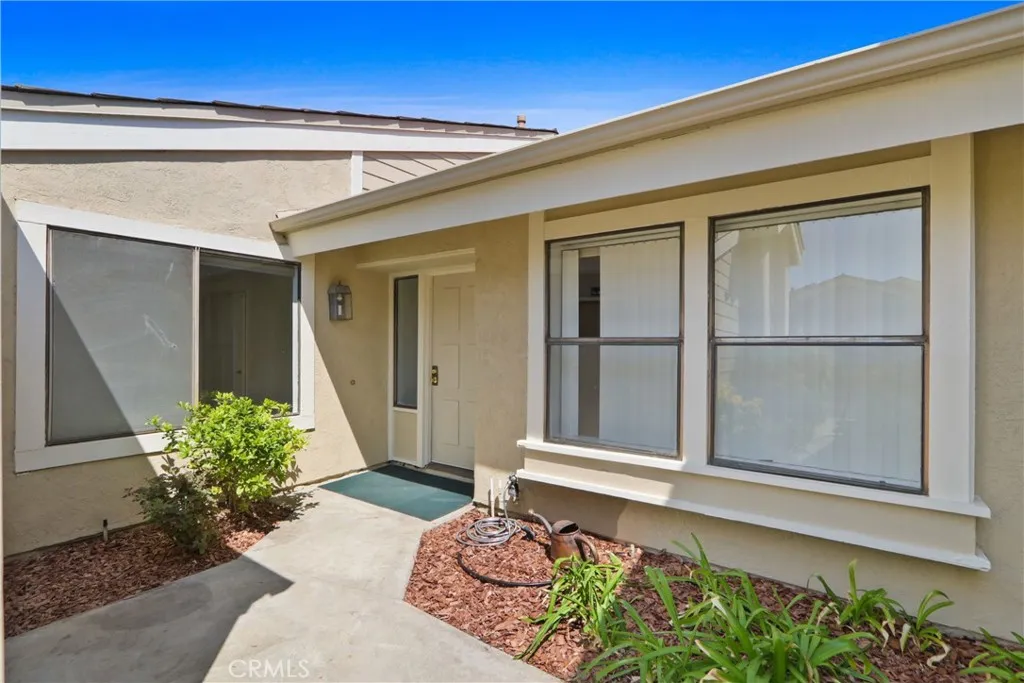 22 Clover, Irvine, CA 92604 — photo 2