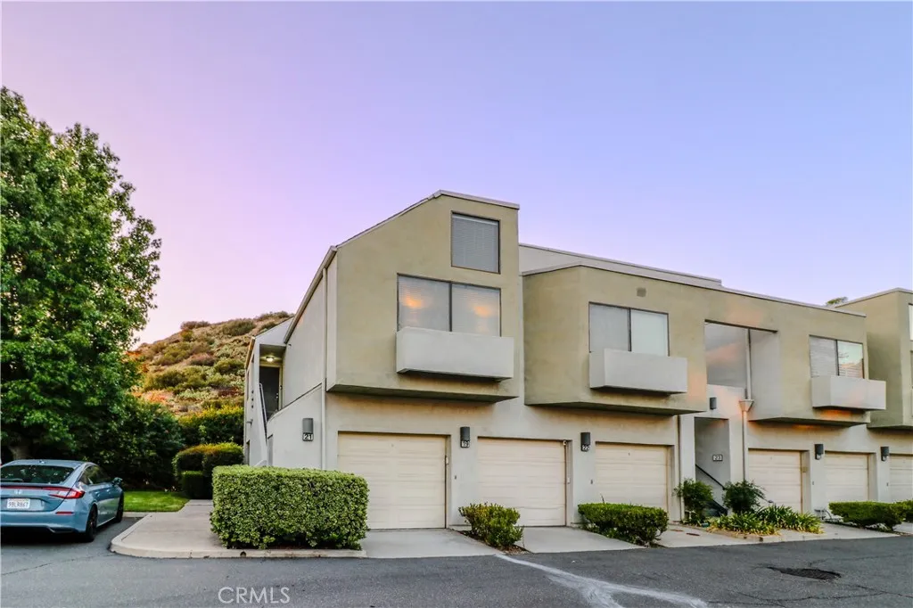 5744 E Creekside #21, Orange, CA 92869 — photo 3