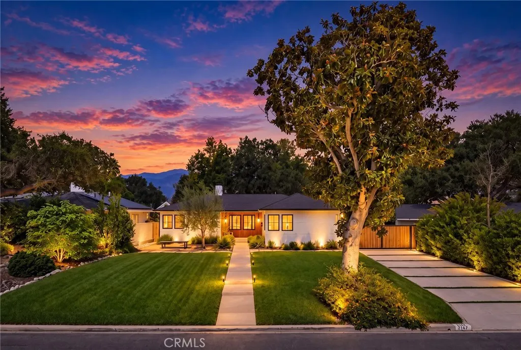 2147 E Woodlyn, Pasadena, CA 91104 — photo 2