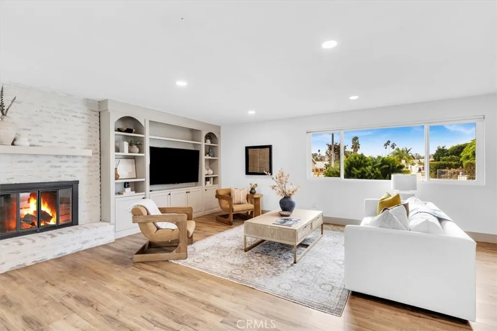 150 Lancer, Oceanside, CA 92058 — photo 2