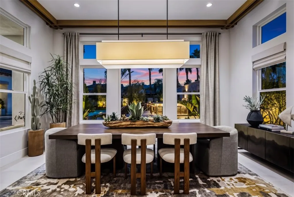 54085 Seattle Slew Way — photo