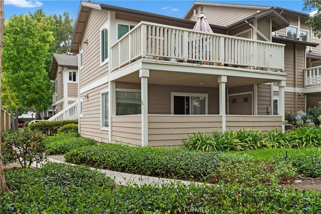6951 Knollcrest Lane Unit 56 — photo