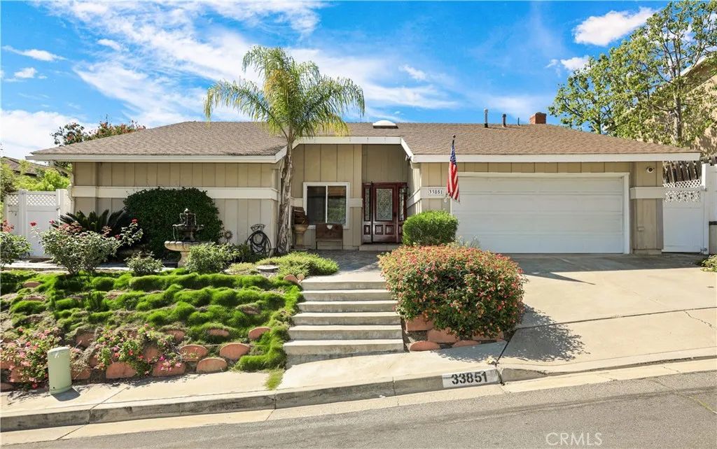33851 Calle De Bonanza — photo