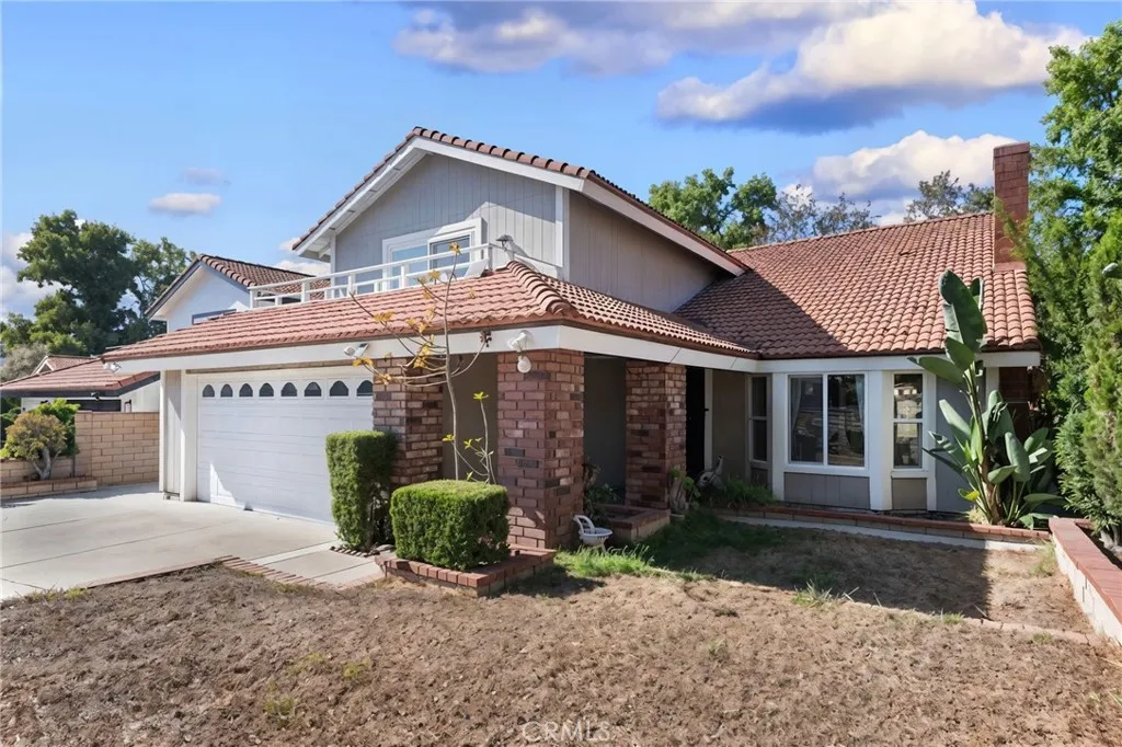 108 Pinetree Court — photo