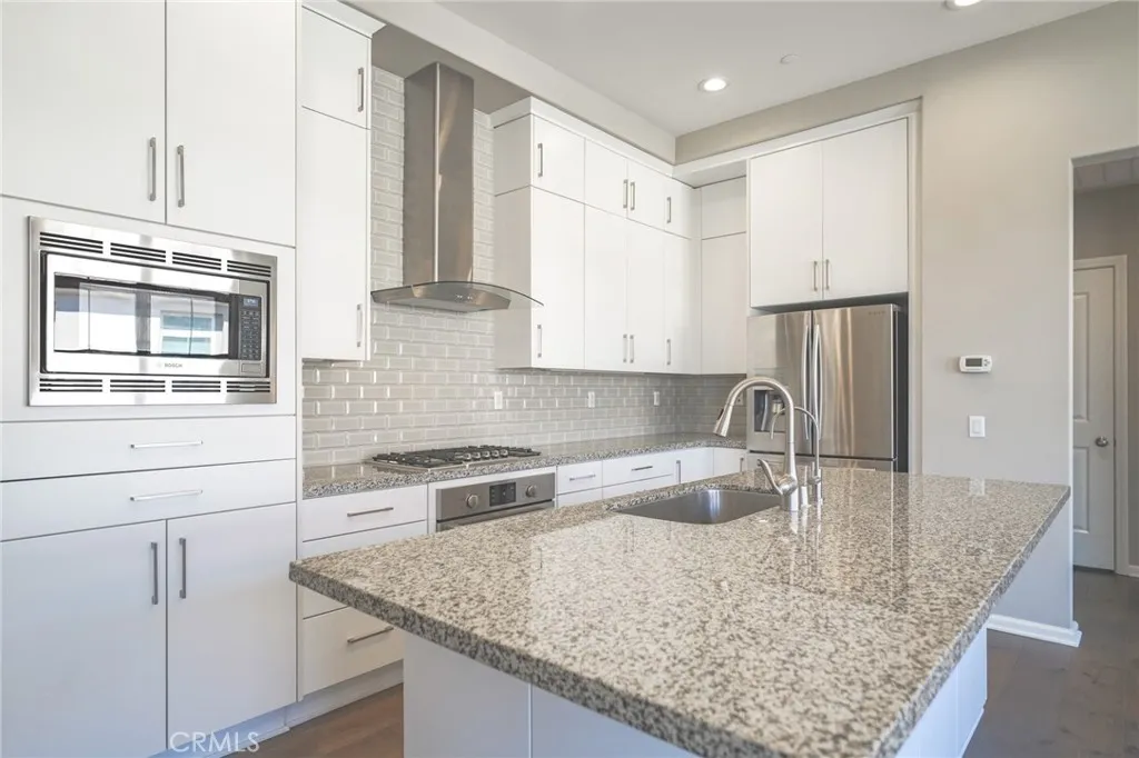 183 Excursion, Irvine, CA 92618 — photo 2