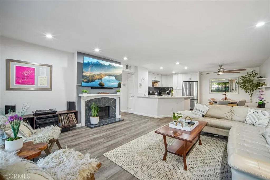 3685 S Bear Street Unit B — photo