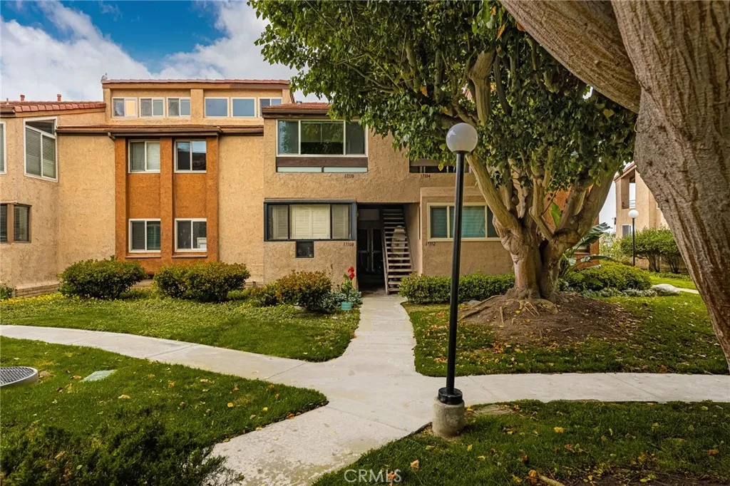 17110 Bluewater — photo