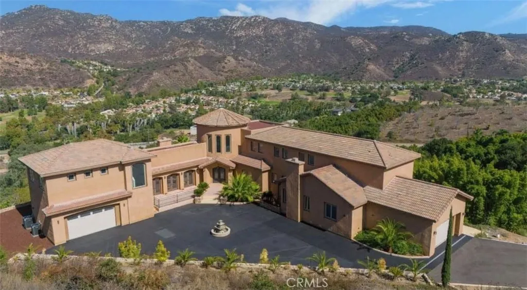 3034 Mountain View Drive — photo