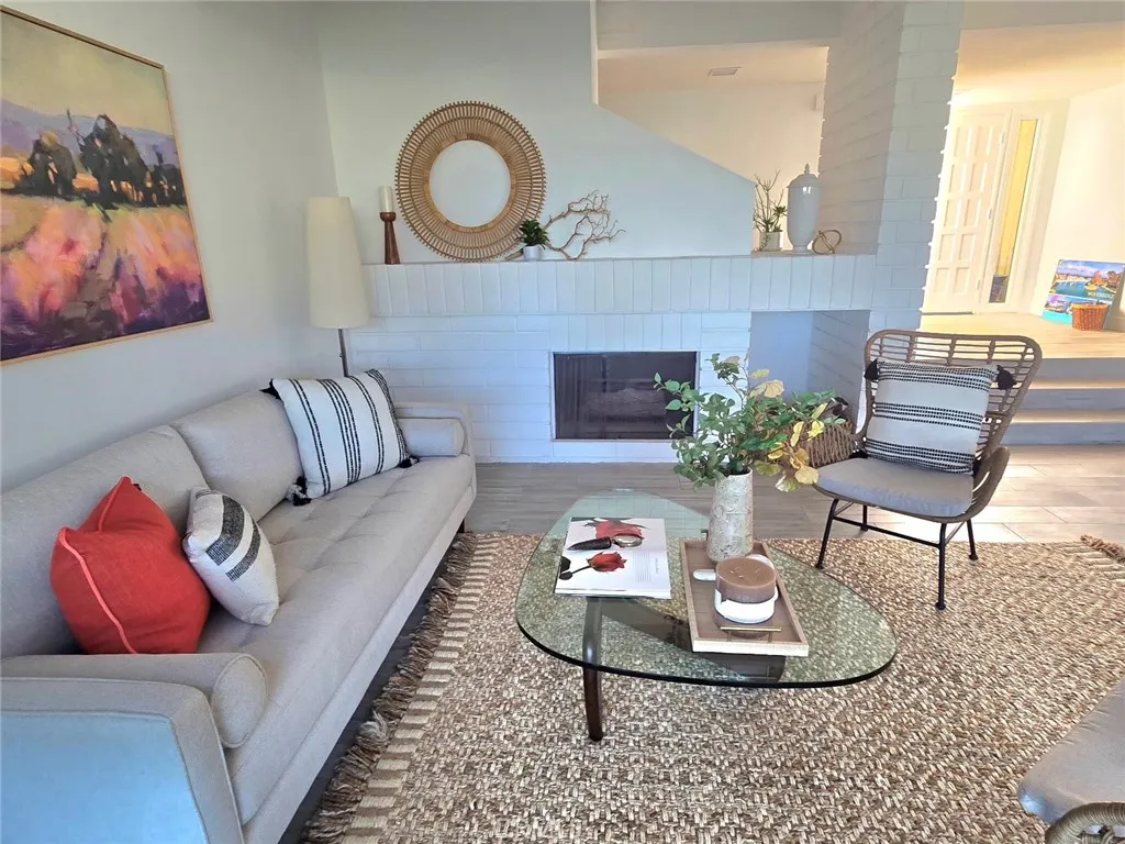 10 Cove — photo