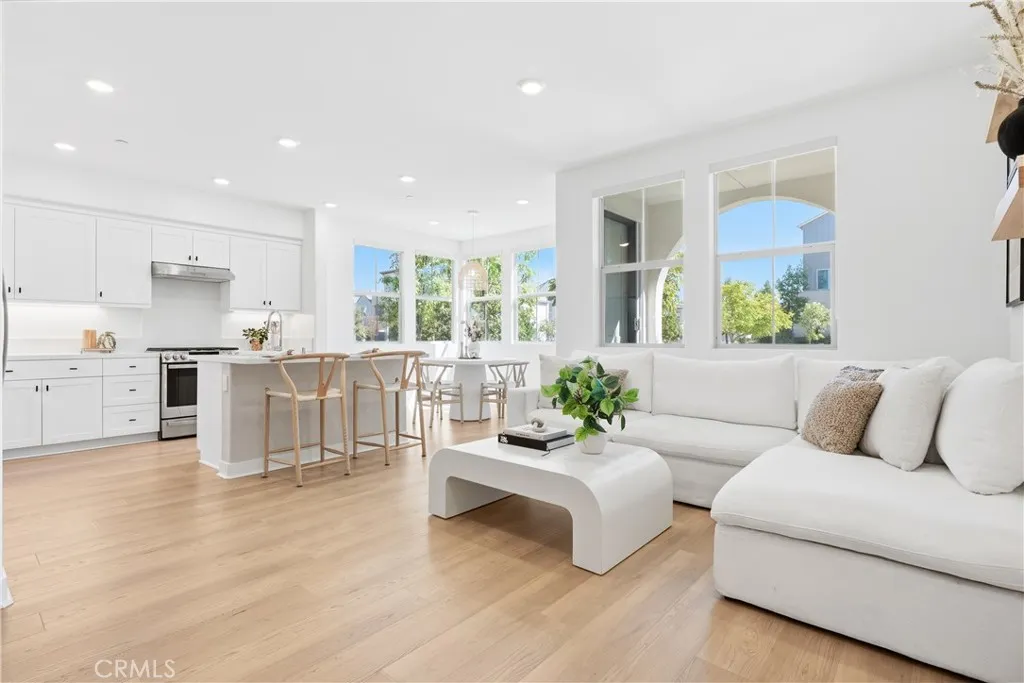 1501 Lasso Way Unit 105 — photo