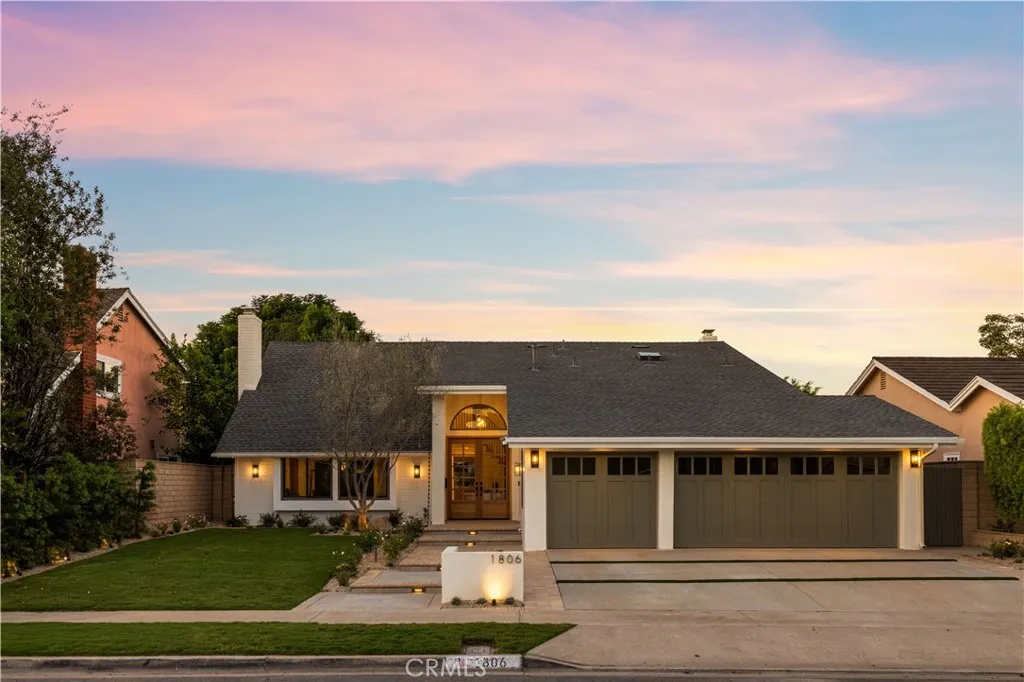 1806 Hummingbird Drive — photo