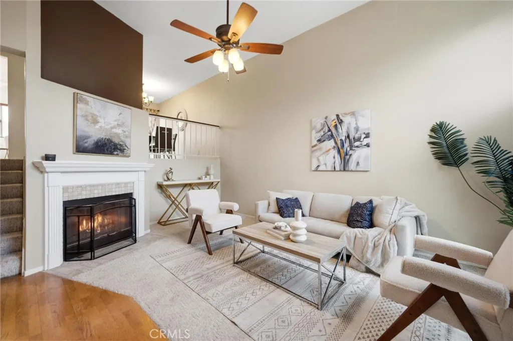 5455 Sylmar Unit 1402 — photo