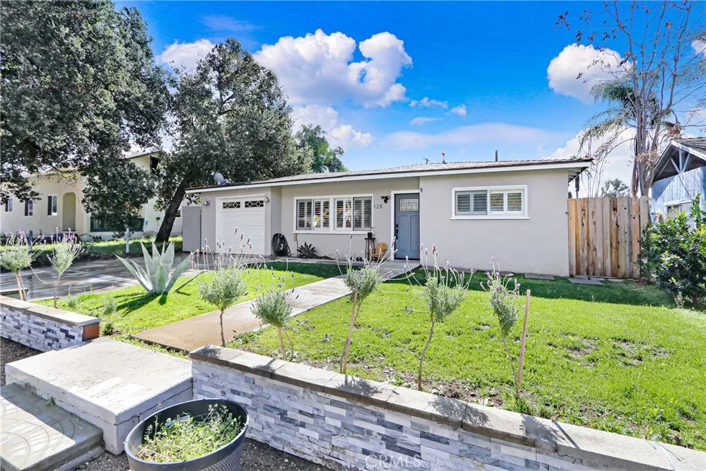 128 E Penn, San Dimas, CA 91773 — photo 2