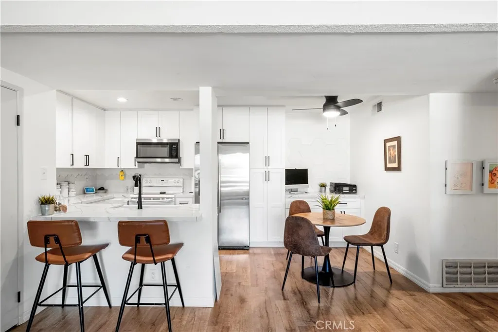 25712 Le Parc #22 — photo